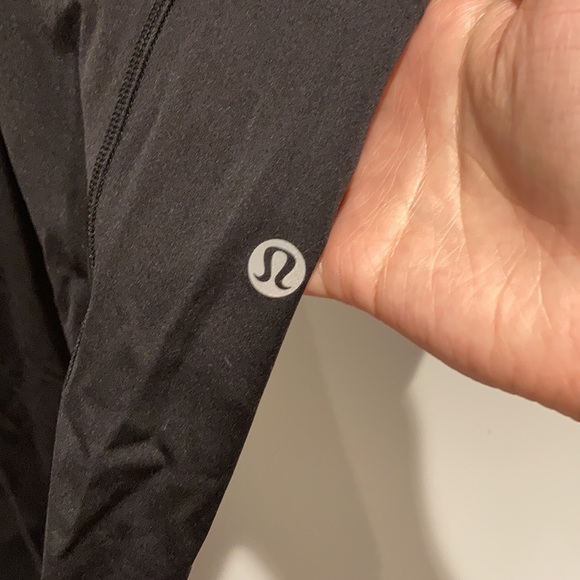 Lululemon Fast and Free 19 inch - Picture 3 of 5